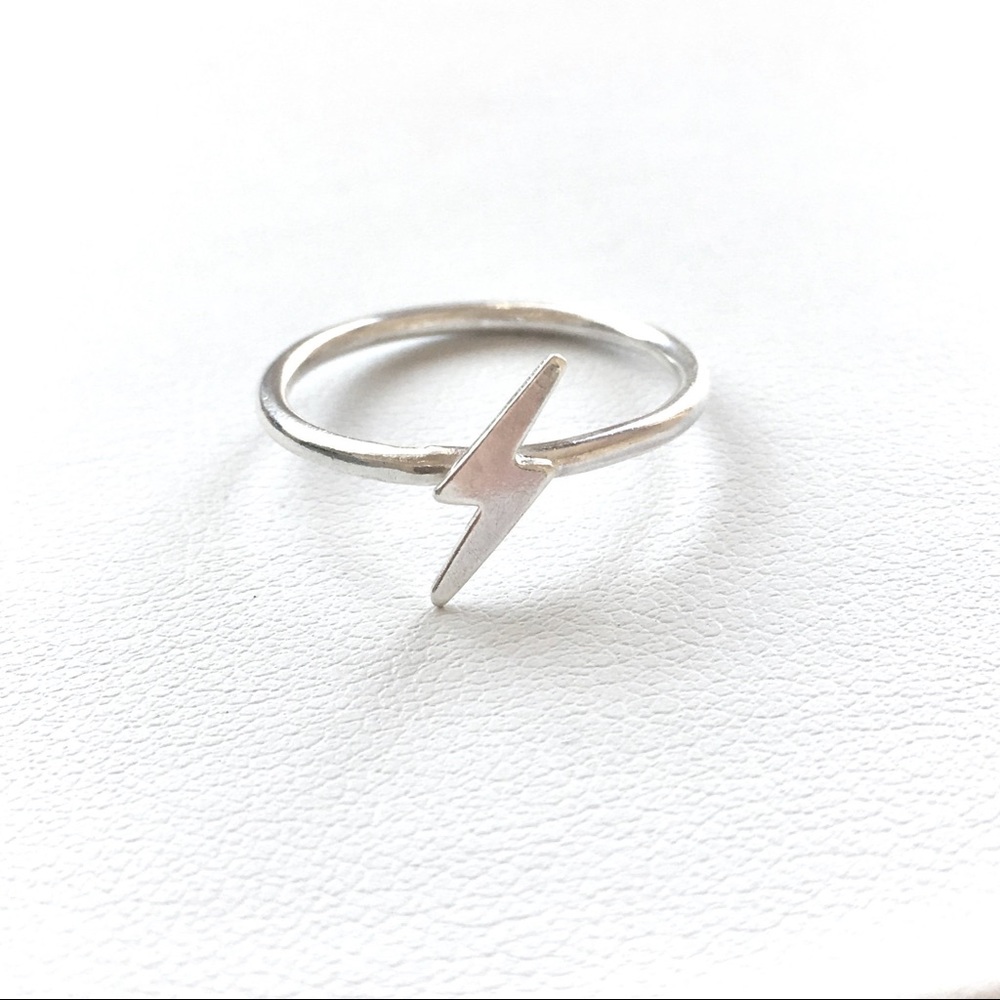 Brand new Size 7 Lightning bolt ring!